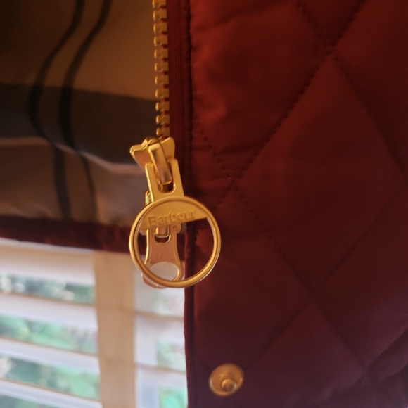 Barbour Millfire Hooded Quilt Jacket - Picture 3 of 8